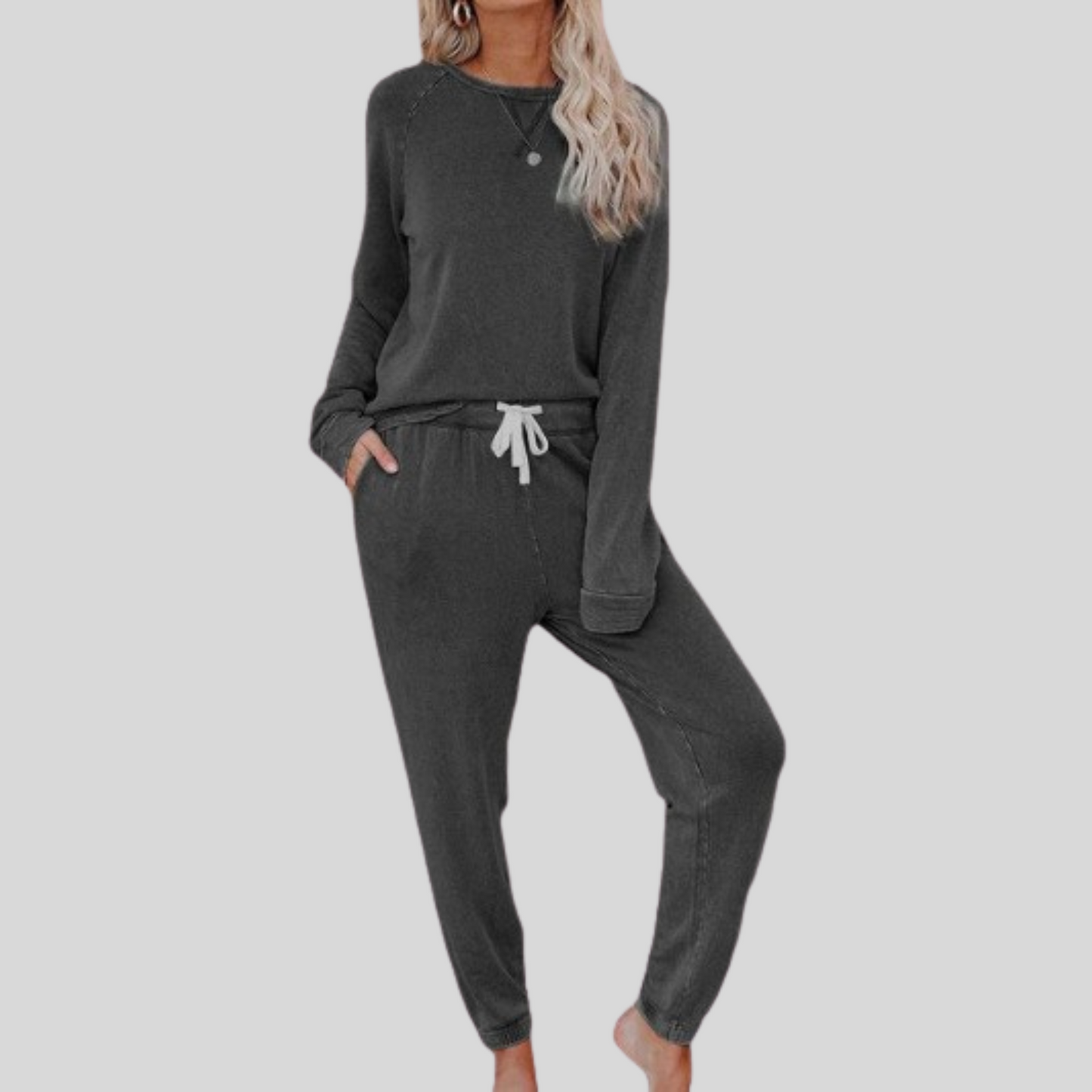 AMELIA™ – Casual Long Sleeve and Sweatpants Set